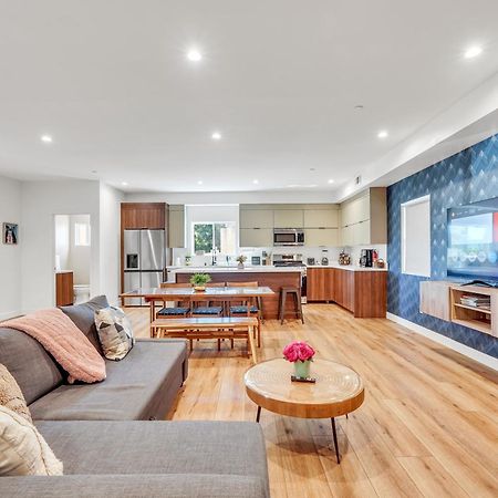 Luxurious Townhome W/3 Master Suites Gated Parking Лос-Анджелес Экстерьер фото