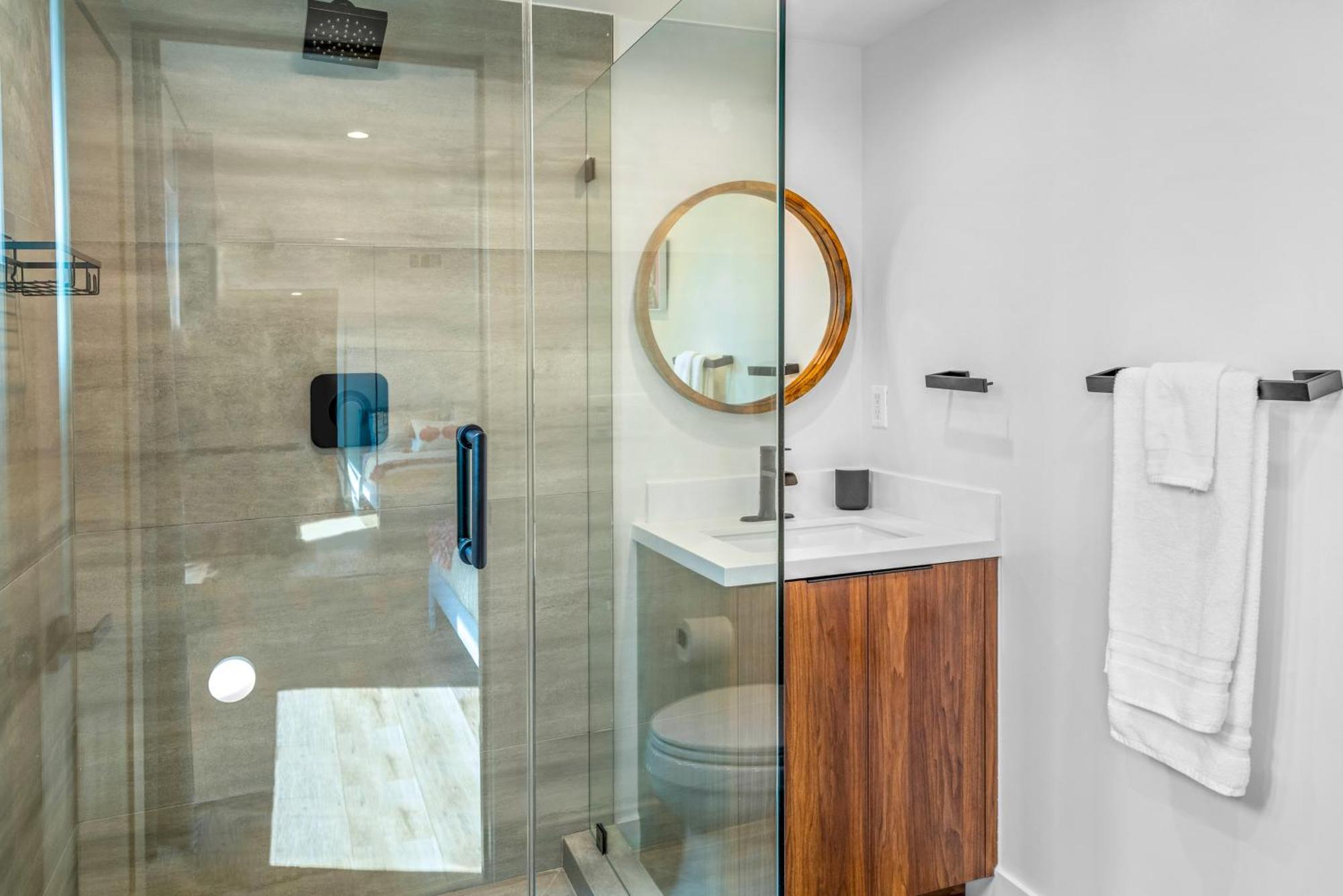 Luxurious Townhome W/3 Master Suites Gated Parking Лос-Анджелес Экстерьер фото
